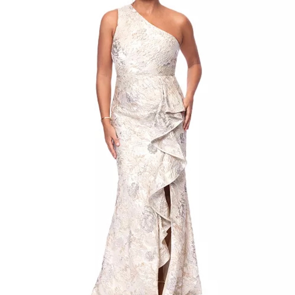 NWT: XSCAPE: One-Shoulder White cream JACQUARD formal Dress long sleeveless sz10